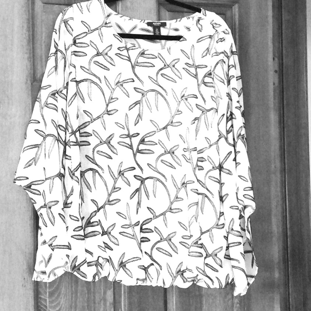 Black and White Print Blouse